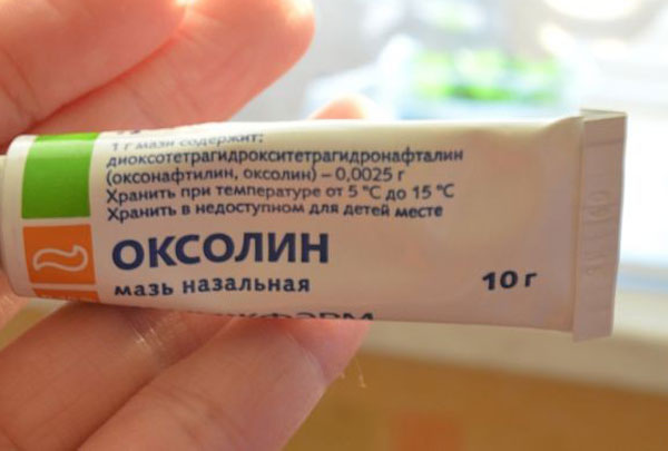 Способ применения сложной мази Симановского при гайморите